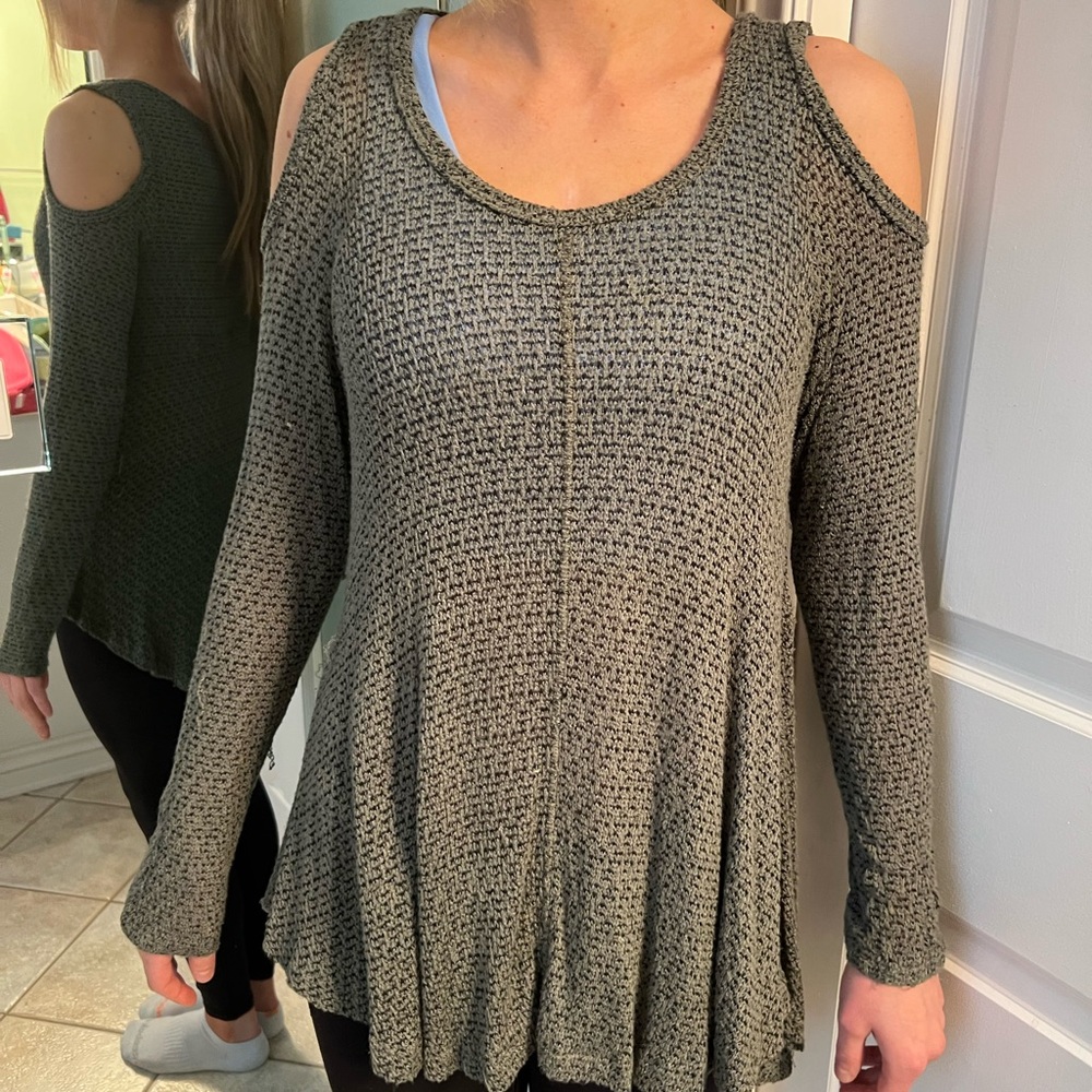 Buckle Olive green long sleeve